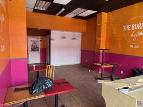 100 Stuyvesant Pl, Staten Island, NY à louer Photo intérieure- Image 2 de 3