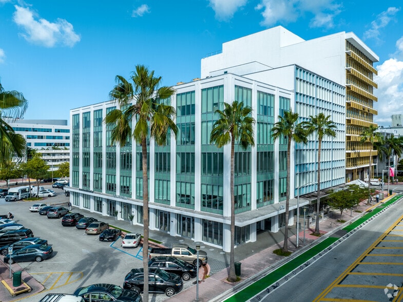 1674 Meridian Ave, Miami Beach, FL à louer - Photo du bâtiment - Image 1 de 6