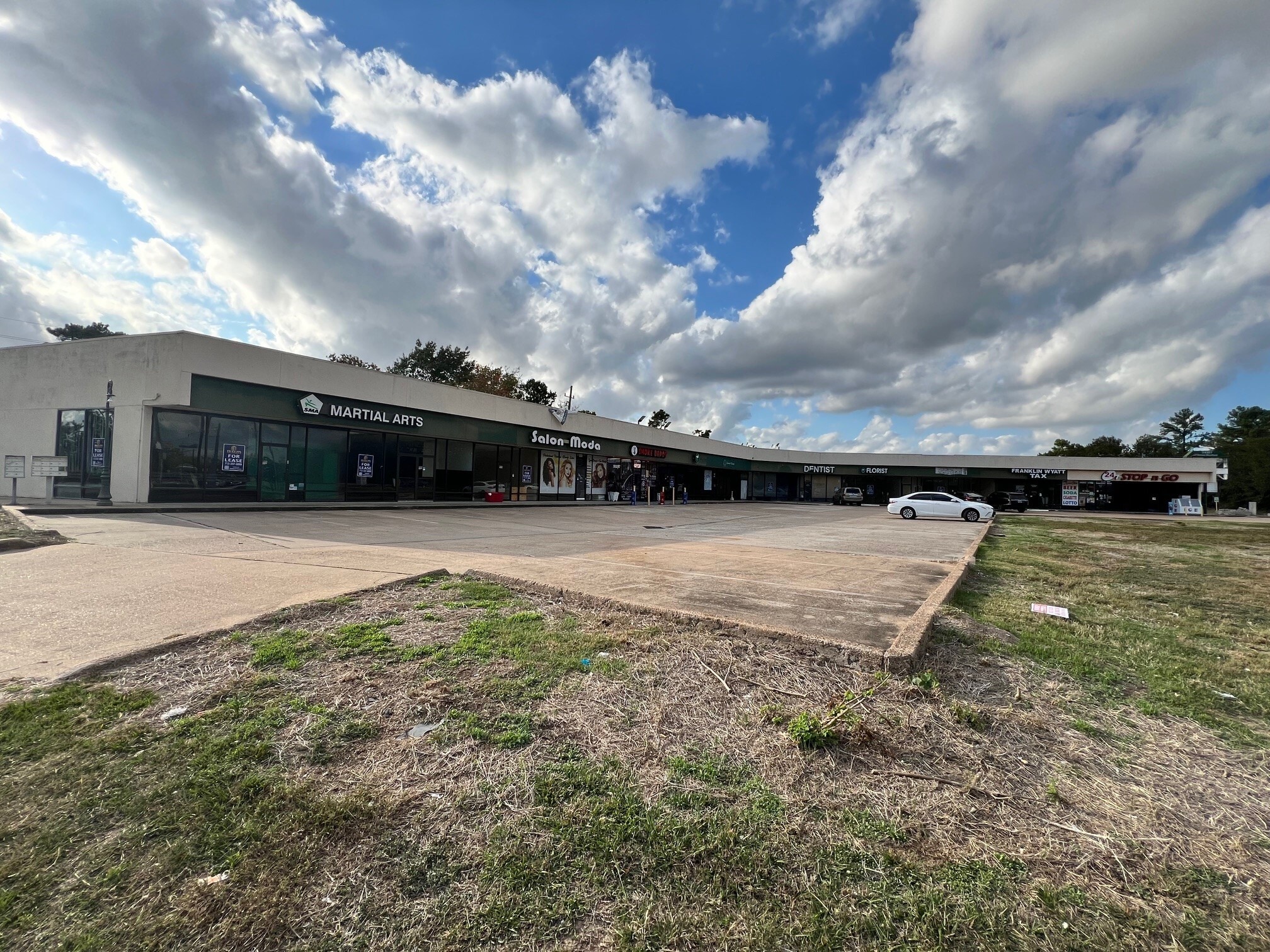 24307 Aldine Westfield Rd, Spring, TX for lease Primary Photo- Image 1 of 4