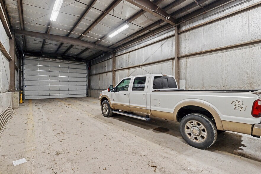 777 Weaver Blvd, Wapello, IA à vendre - Photo du bâtiment - Image 2 de 21