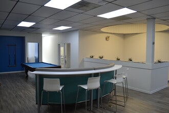 10 S Newnan St, Jacksonville, FL à louer Photo intérieure- Image 2 de 7