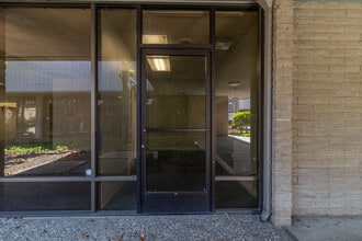 4545 Georgetown Pl, Stockton, CA for lease Building Photo- Image 2 of 8