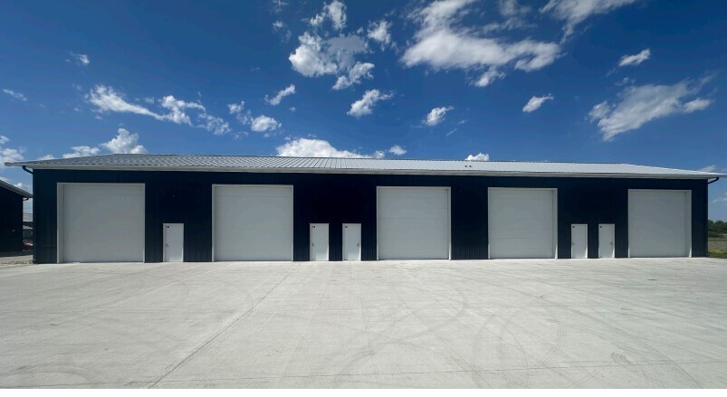 1820 Sheyenne Loop N, Fargo, ND à vendre Photo du bâtiment- Image 1 de 3