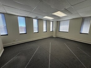 7200 E Hampden Ave, Denver, CO for lease Interior Photo- Image 1 of 3