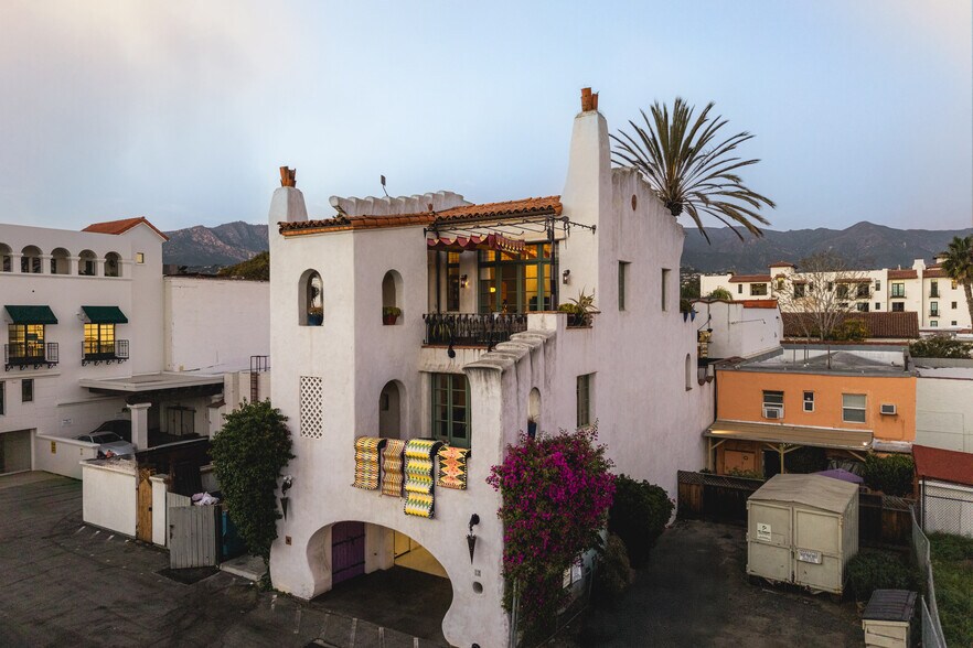 12 W Gutierrez St, Santa Barbara, CA à vendre - Photo du bâtiment - Image 3 de 8