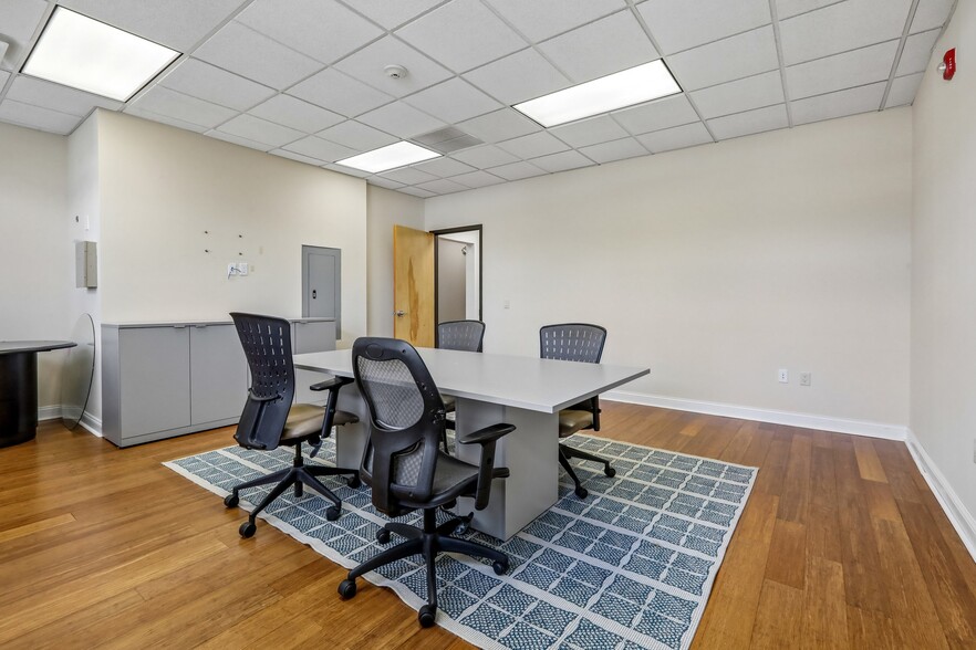 92 Union Ave, Cresskill, NJ for sale - Building Photo - Image 3 of 46