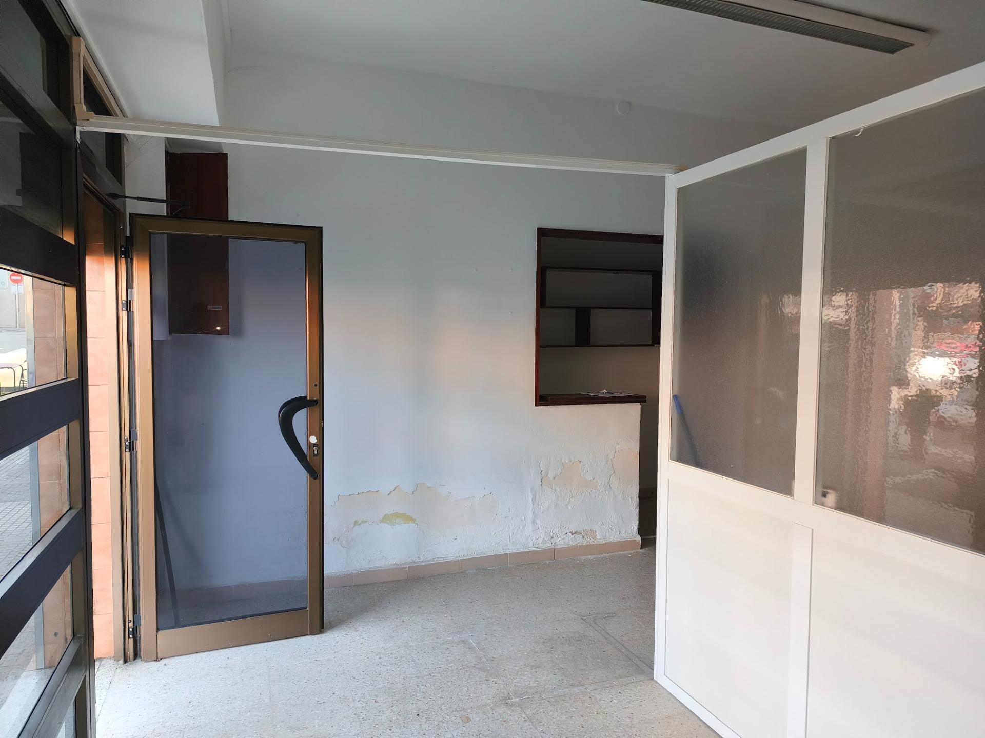 Multifamily in La Roca del Vallès, Barcelona for sale Primary Photo- Image 1 of 2