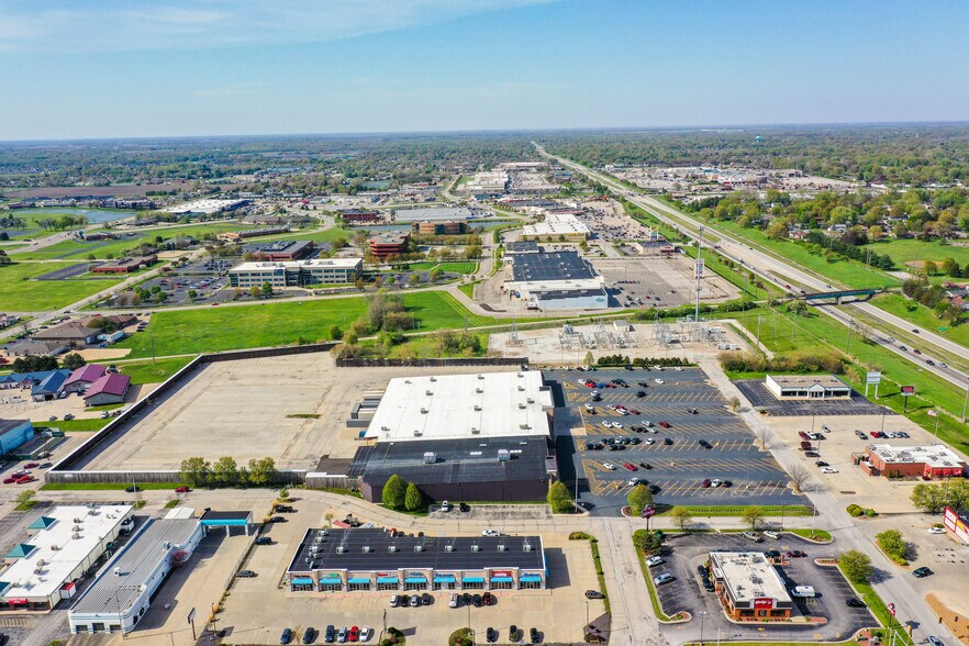 3329 S Veterans Pkwy, Springfield, IL à louer - Aérien - Image 2 de 3