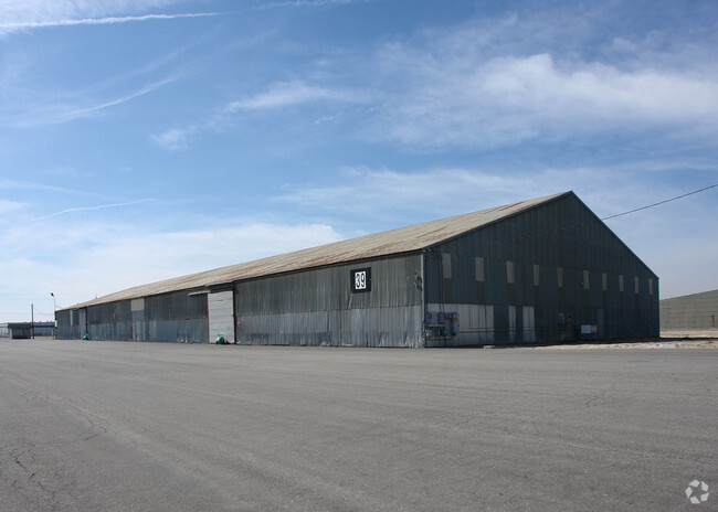 Plus de détails pour 1900 E Brundage Ln, Bakersfield, CA - Industriel/Logistique à louer