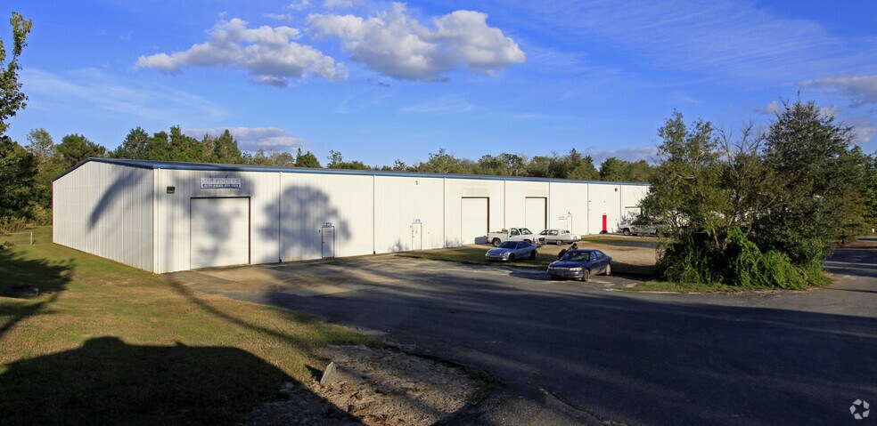 499 Capital Cir SW, Tallahassee, FL à vendre - Photo du bâtiment - Image 2 de 14