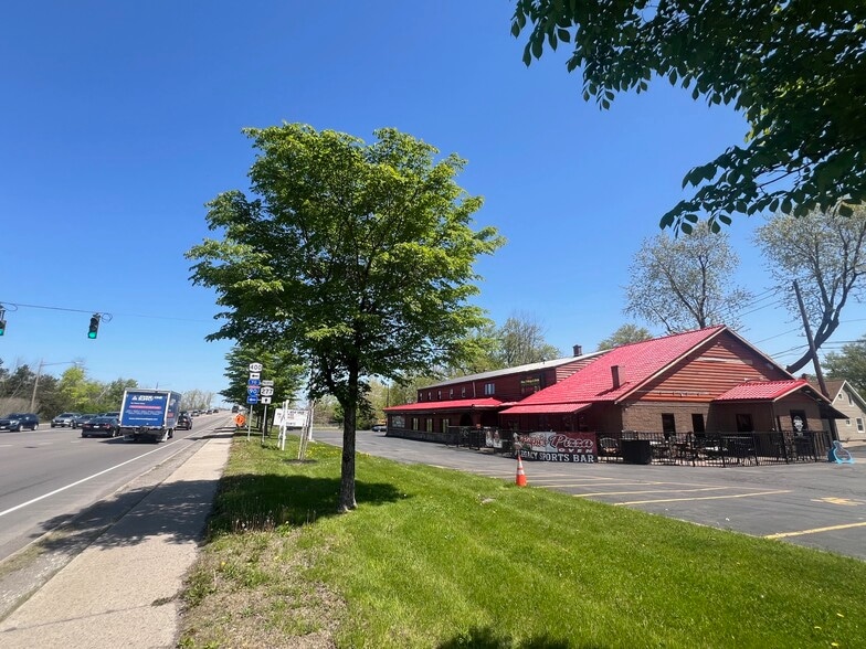 1537 Union Rd, West Seneca, NY for sale - Building Photo - Image 2 of 6