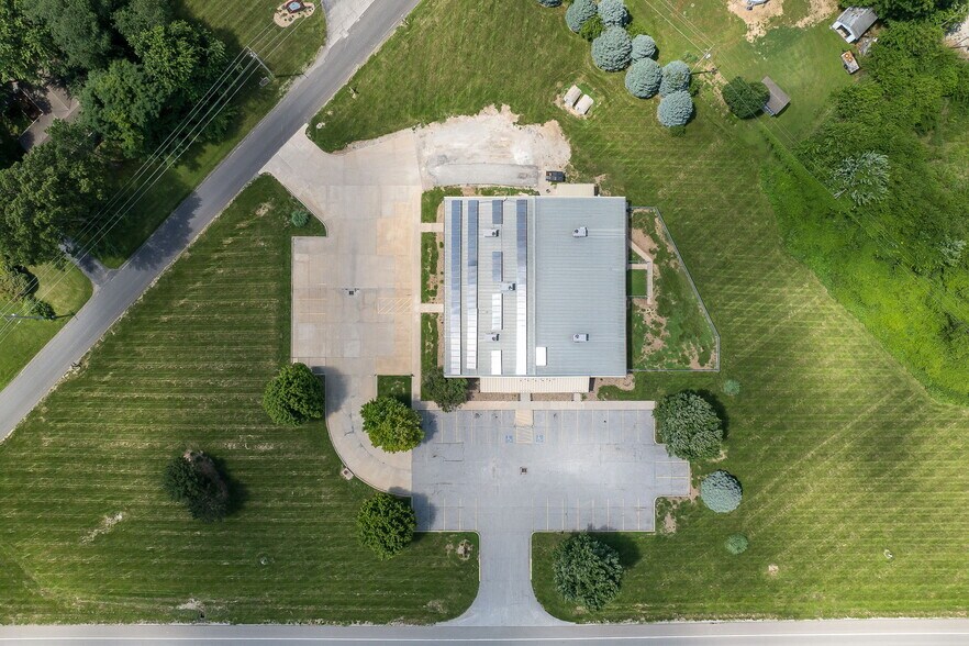 20994 State Route K, Saint Joseph, MO à vendre - Photo du bâtiment - Image 2 de 54