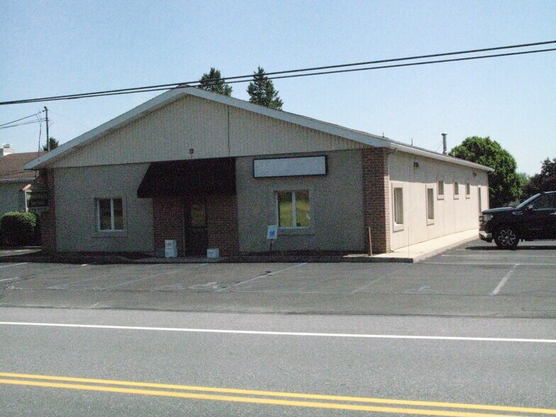 4955 Route 873, Schnecksville, PA à louer - Photo du bâtiment - Image 3 de 19