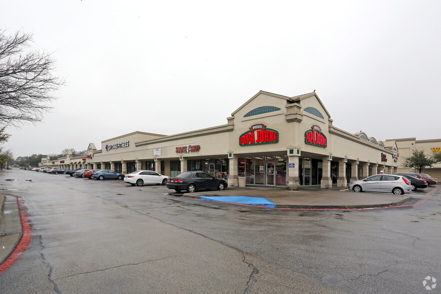 2611-2837 W Park Row Dr, Arlington, TX for lease - Primary Photo - Image 2 of 5