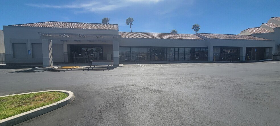 611-675 N Broadway, Escondido, CA à louer - Photo du bâtiment - Image 2 de 21