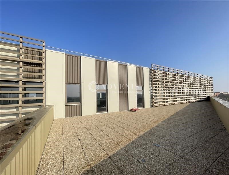 Flex in Tremblay En France for sale Building Photo- Image 1 of 11