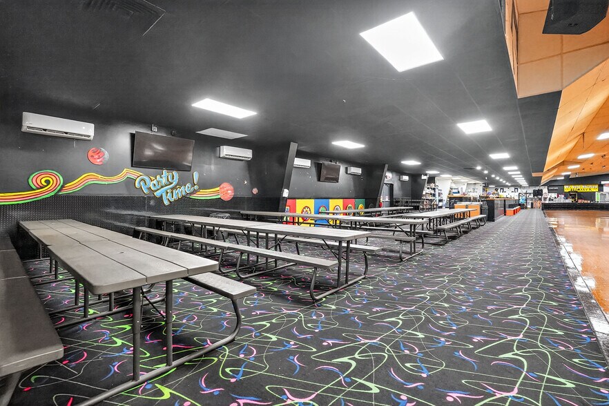 1R Lawton Ave, Taunton, MA à louer - Photo intérieure - Image 2 de 6