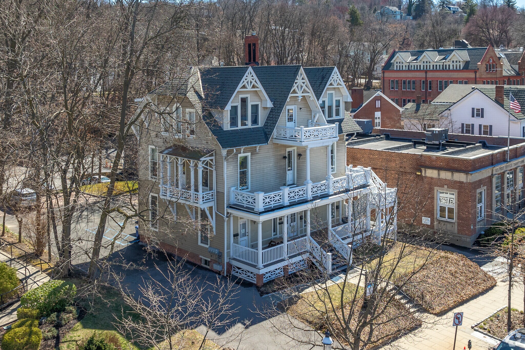 54 N Broadway, Tarrytown, NY à louer Photo principale- Image 1 de 6