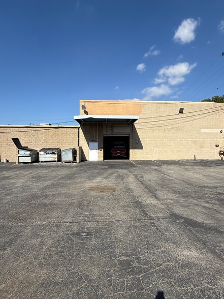 14011 Gracebee Ave, Norwalk, CA à louer - Photo du bâtiment - Image 2 de 8