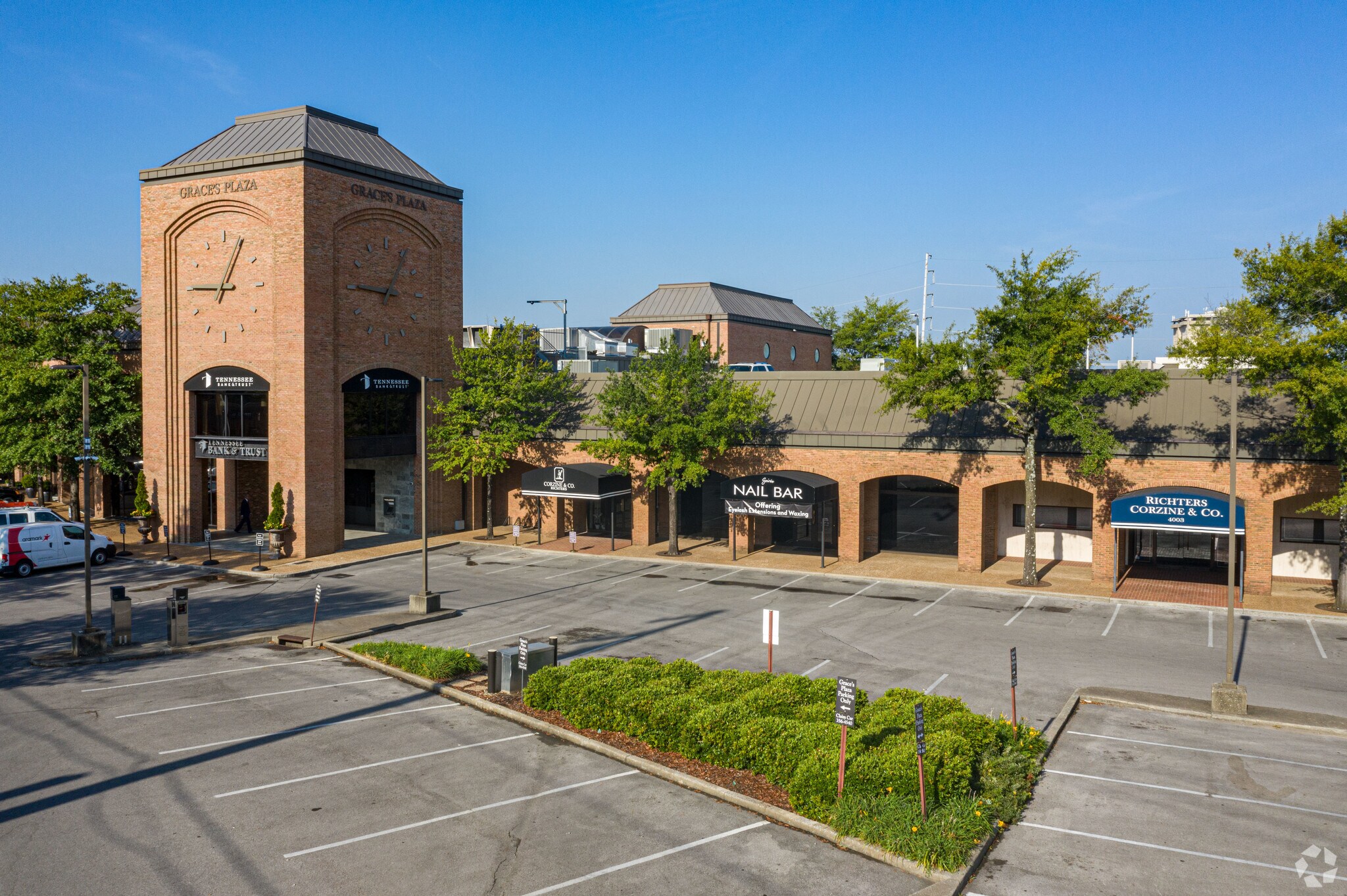 4001-4009 Hillsboro Pike, Nashville, TN à louer Photo du bâtiment- Image 1 de 18