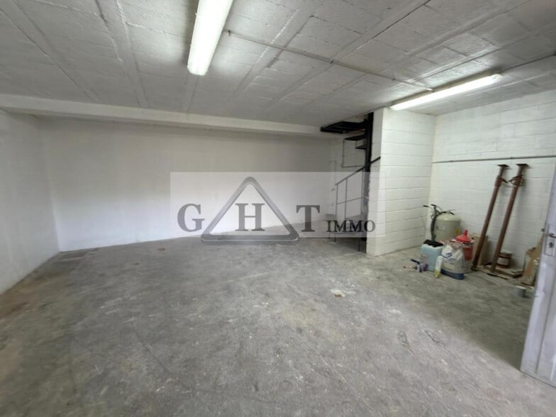 Industrial in Bondoufle for lease - Interior Photo - Image 3 of 6