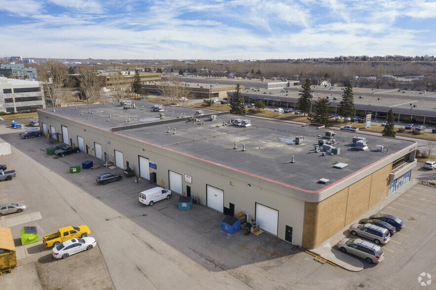 6125 11th St SE, Calgary, AB for lease - Building Photo - Image 2 of 4