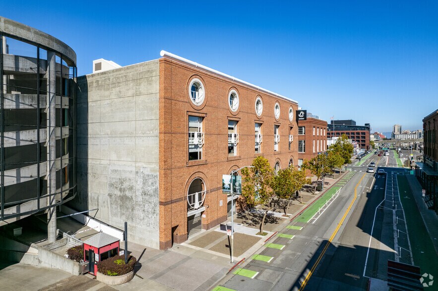 600 Townsend St, San Francisco, CA à louer - Photo du bâtiment - Image 2 de 4