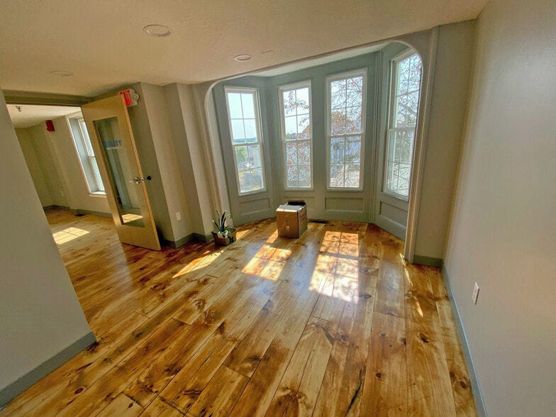 244 N Main St, Concord, NH for lease - Building Photo - Image 3 of 5