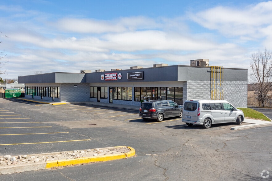 209 Lexington Rd, Waterloo, ON for sale - Primary Photo - Image 1 of 1