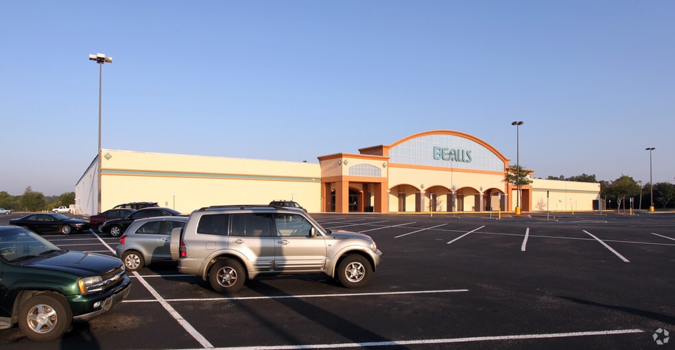 6241-6251 N Davis Hwy, Pensacola, FL for lease - Building Photo - Image 3 of 4