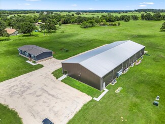 Plus de détails pour 865 County Road 446, Rockdale, TX - Industriel à vendre