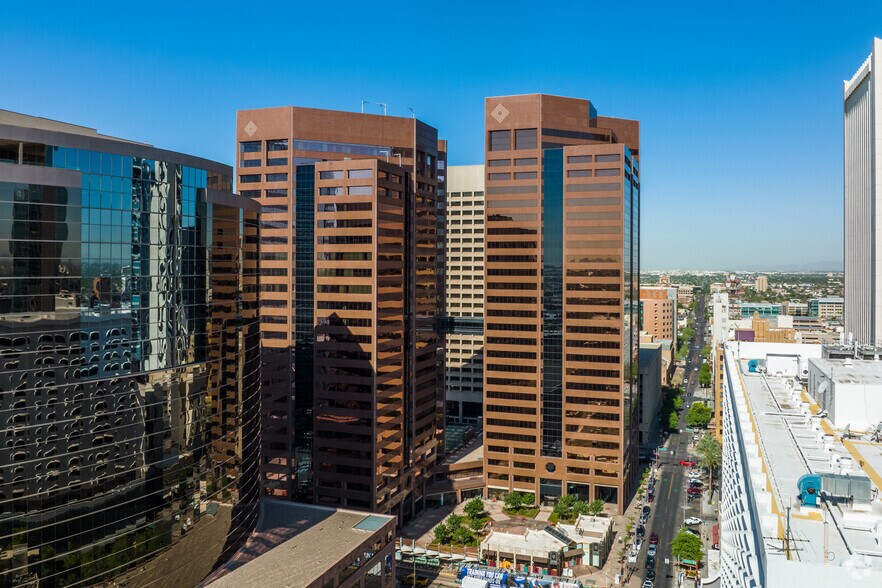 2 N Central Ave, Phoenix, AZ à louer - Aérien - Image 1 de 1