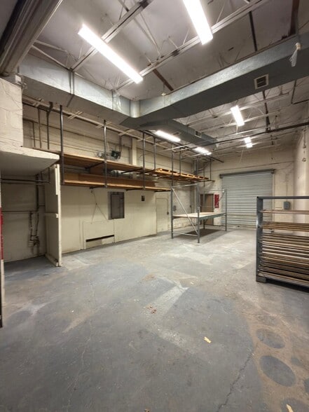 29 Evans Pl, Pompton Plains, NJ for lease - Building Photo - Image 3 of 20