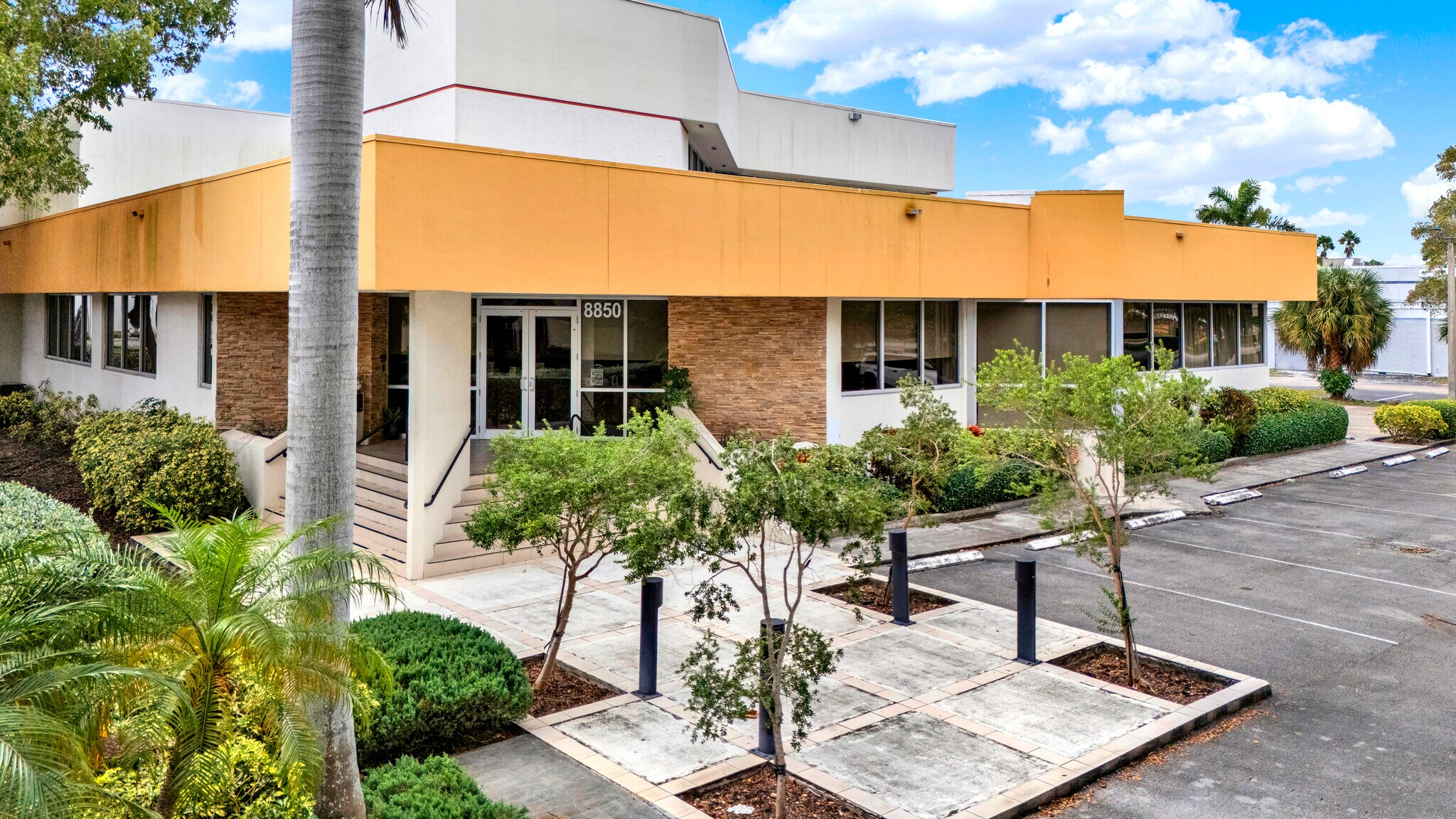 8850 NW 20th St, Miami, FL à vendre Photo principale- Image 1 de 22