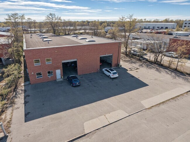 More details for 55 Sweeneydale Ave, Bay Shore, NY - Industrial for Lease