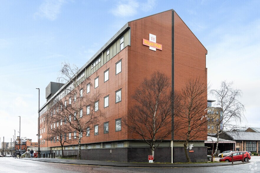 Forth St, Newcastle Upon Tyne à louer - Photo du bâtiment - Image 2 de 2