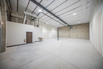 11201 49th St N, Clearwater, FL à louer Photo intérieure- Image 2 de 10