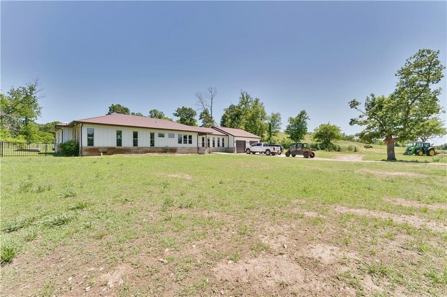 14100 Gailey Hollow Rd, Siloam Springs, AR for sale - Building Photo - Image 3 of 4