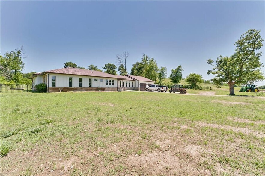 14100 Gailey Hollow Rd, Siloam Springs, AR à vendre - Photo du bâtiment - Image 3 de 4