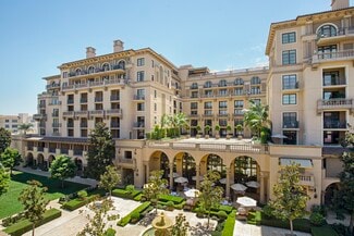 Plus de détails pour 210 N Beverly Dr, Beverly Hills, CA - Commerce de détail à louer