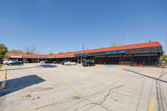 More details for 13660-13670 Westheimer Rd, Houston, TX - Retail for Sale