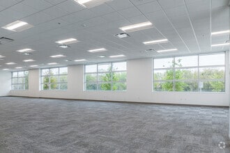 542 SE Loop 410, San Antonio, TX for sale Interior Photo- Image 2 of 22