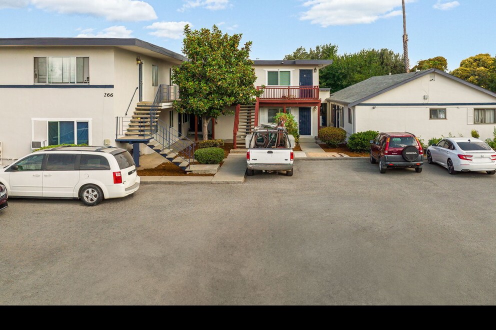 266 Smalley Ave, Hayward, CA à vendre Photo du bâtiment- Image 1 de 1