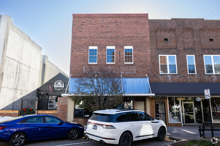 117 N Main St, Dickson, TN for lease - Primary Photo - Image 1 of 1