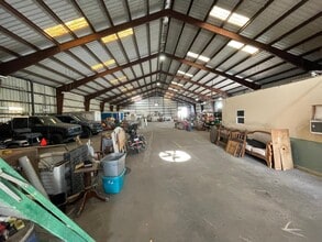 3927 US Hwy 19, Palmetto, FL for lease Interior Photo- Image 1 of 7