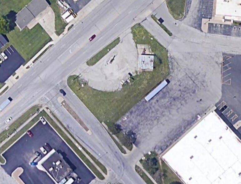 11511 Blue Ridge Blvd & Holiday Dr, Kansas City, MO for lease - Aerial - Image 2 of 2