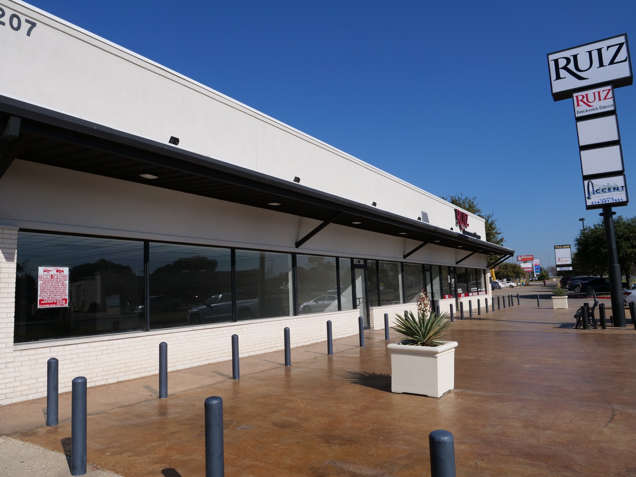 3207 W Northwest Hwy, Dallas, TX for lease Primary Photo- Image 1 of 4