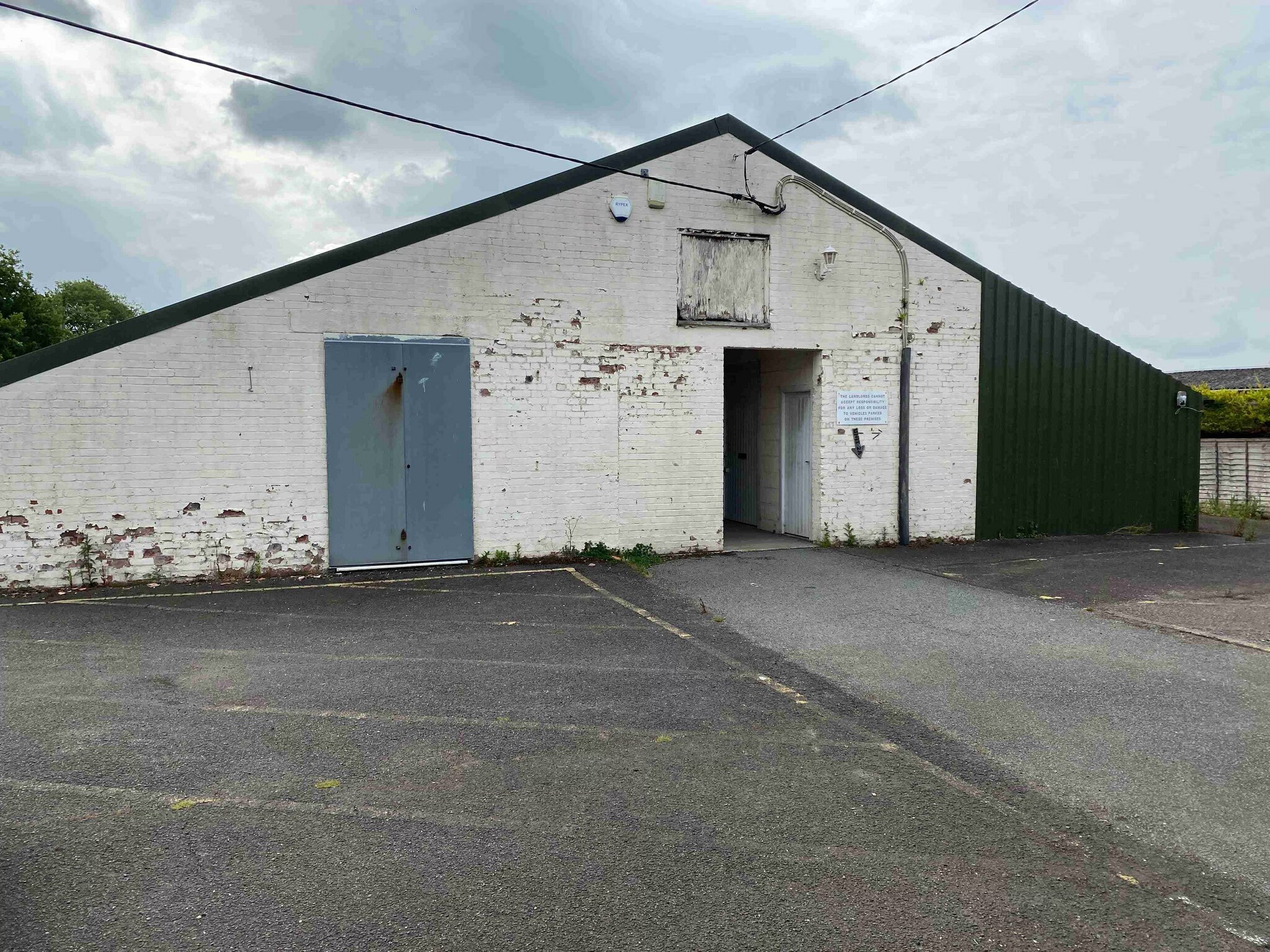 Station Rd, Polegate à louer Photo du bâtiment- Image 1 de 12