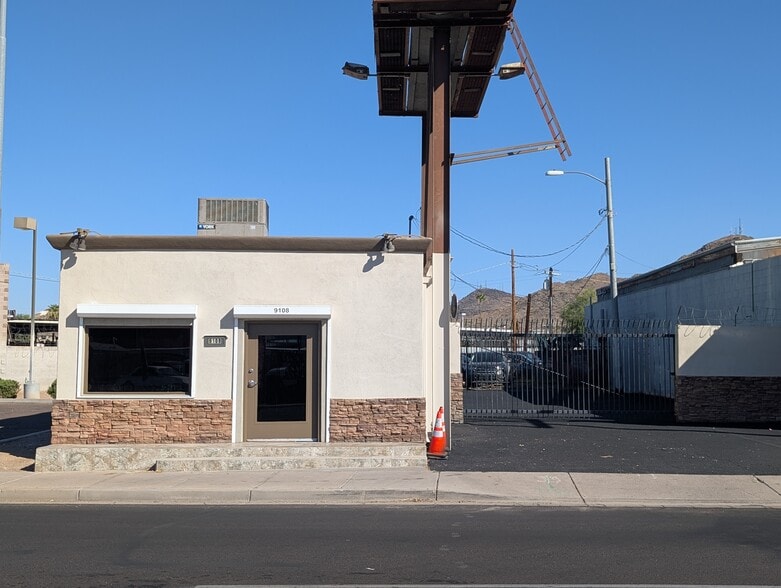 9108 N Cave Creek Rd, Phoenix, AZ for sale - Building Photo - Image 3 of 39