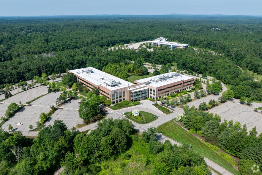 100 Waumbec Dr, Dover, NH for lease - Building Photo - Image 3 of 16